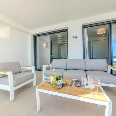 Two Bedroom In Mirador Del Golf Апартаменты